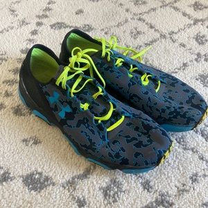 Under Armour Tennis shoes(MENS)